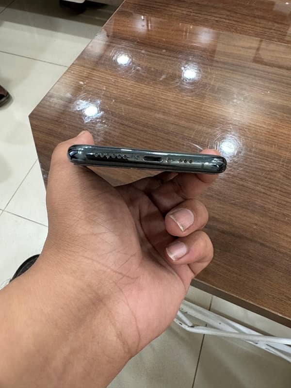 IPhone 11 Pro PTA Approved 256 GB 4