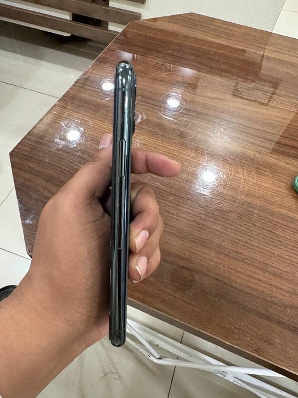 IPhone 11 Pro PTA Approved 256 GB 6