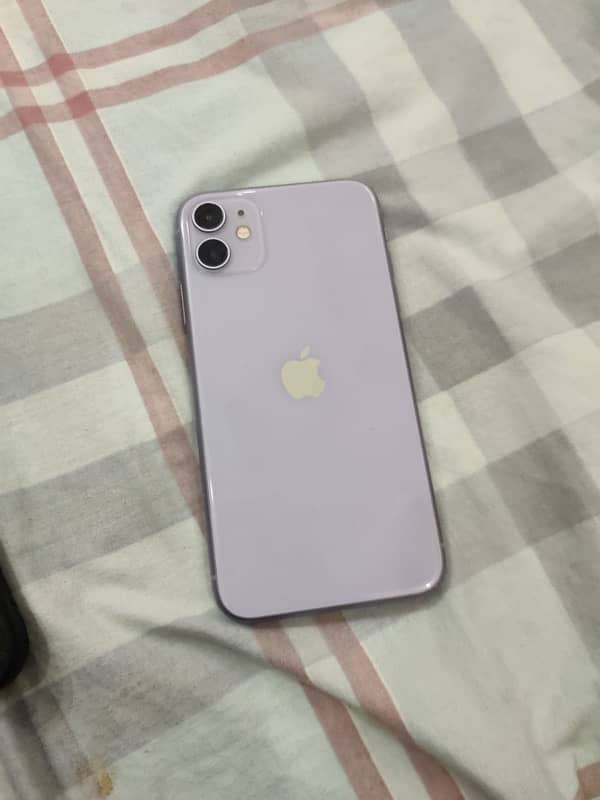 iphone 11 128gb water pack no scratch 0