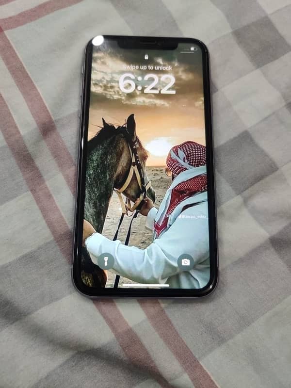 iphone 11 128gb water pack no scratch 2