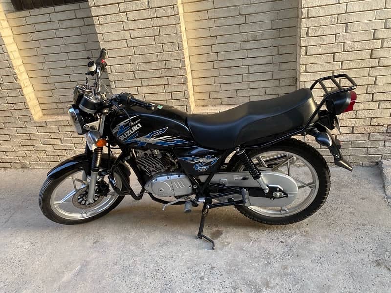 Suzuki 150 SE 2