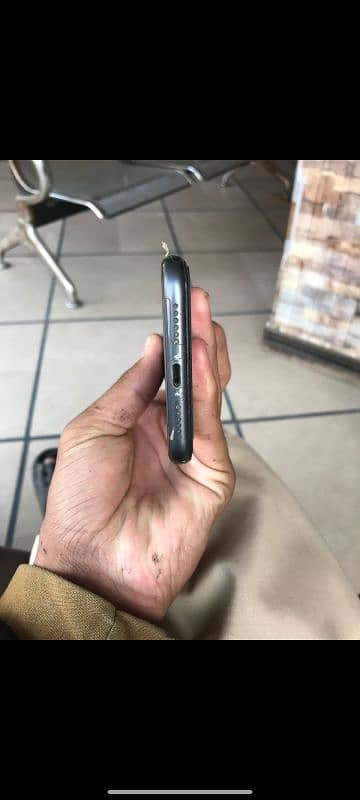 iphone 11 64 gb non pta 4