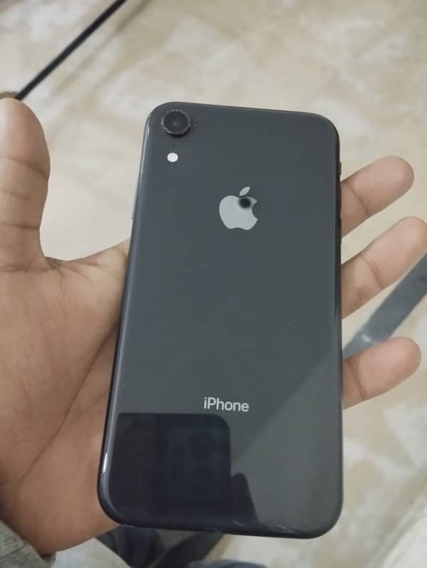 I phone xr non 10/10 0