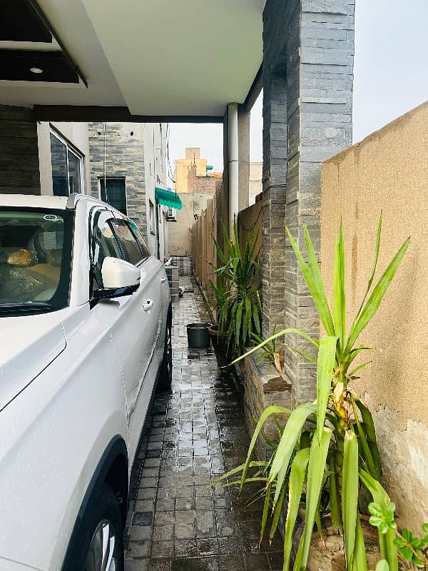 1 Kanal Slightly Used House With Basement & 16 Kilowatt Solar For Sale In Aitchison Housing Society Raiwind Road Lahore 4