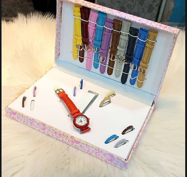 16 STRAP AND 16 BUZULS INTERCHANGABLE LADIES WATCH BOX SET 1