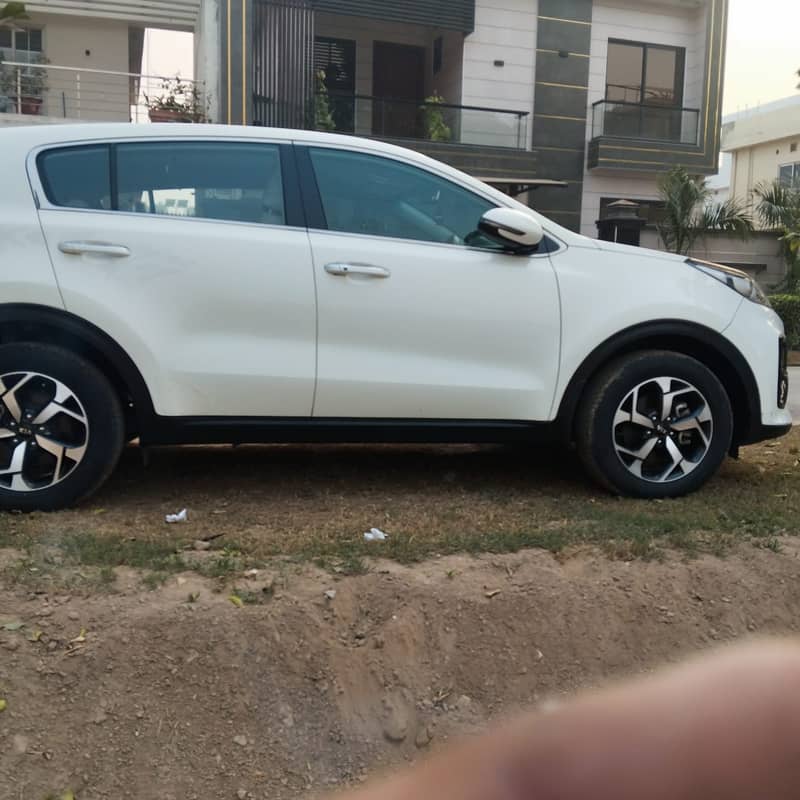 KIA Sportage (ALPHA) Model 2021(Please Read Complete Ad) 4