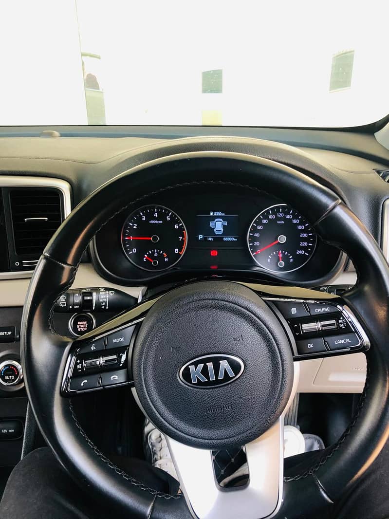 KIA Sportage (ALPHA) Model 2021(Please Read Complete Ad) 12