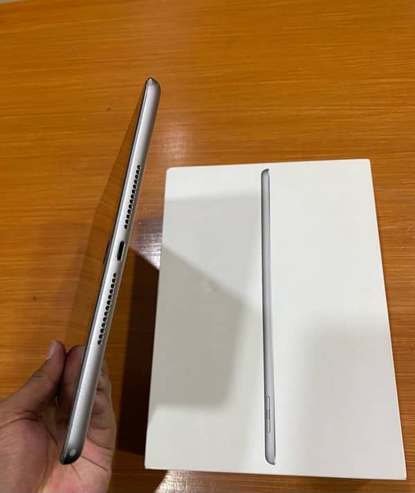 ipad 6th generation 4