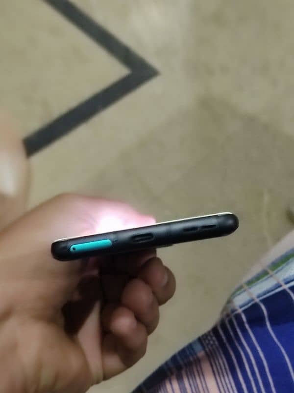 one plus 8 dual sim working 10/10 condition 4