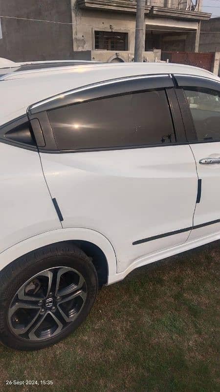 Honda Vezel 2015 2