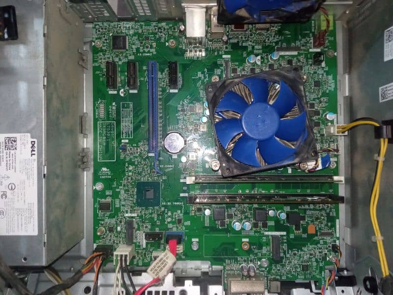 dell optiplex 3060 MT 4