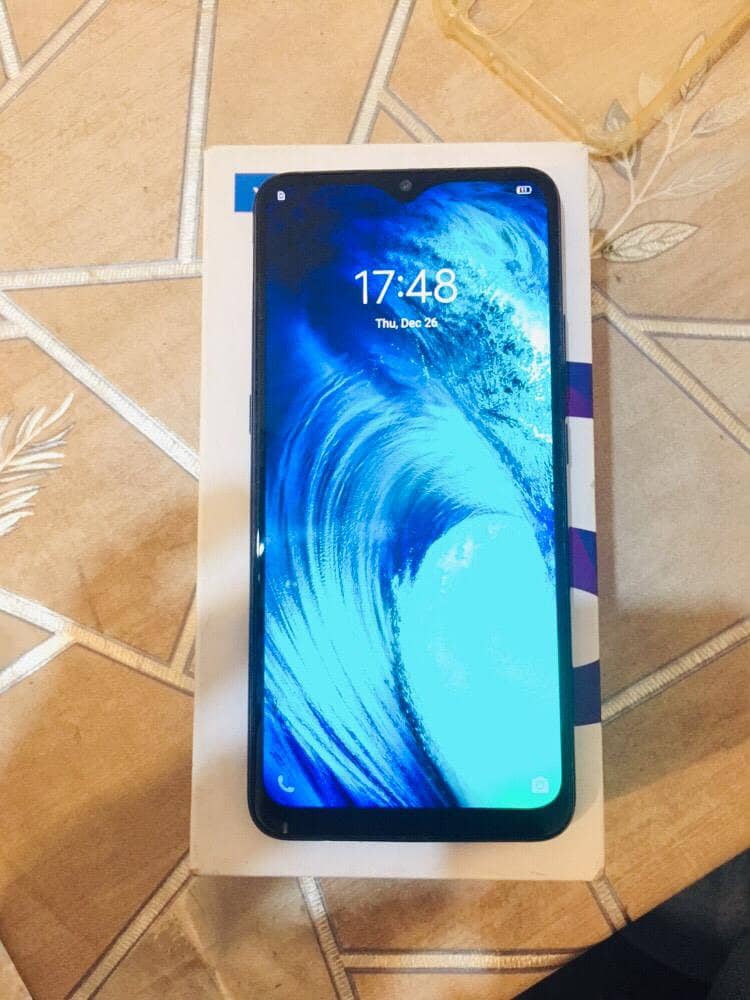 vivo S1 with box and original charger 4+1/128 0