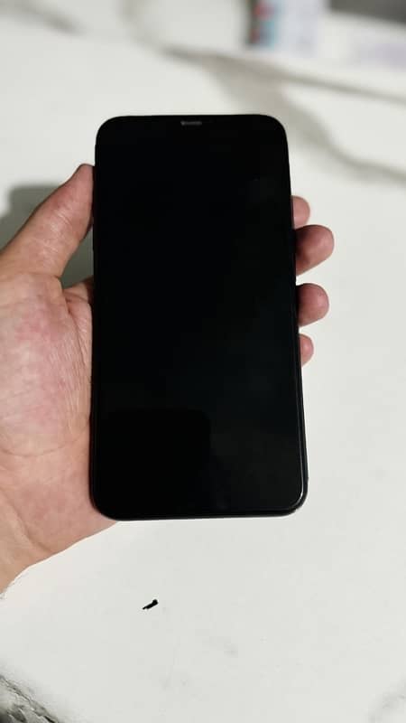 iPhone 11 Promax 0