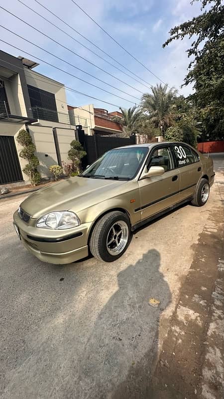 Honda Civic VTi 1997 9