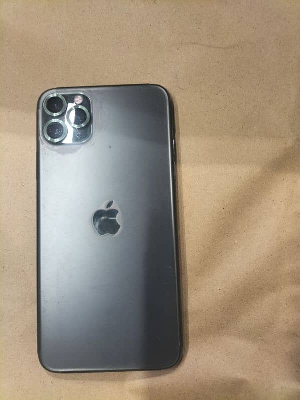 iphone 11 pro Max non PTA 3