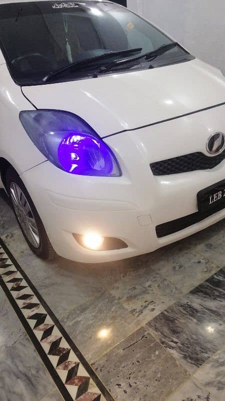 Toyota Vitz 2007 /13 lahore 1