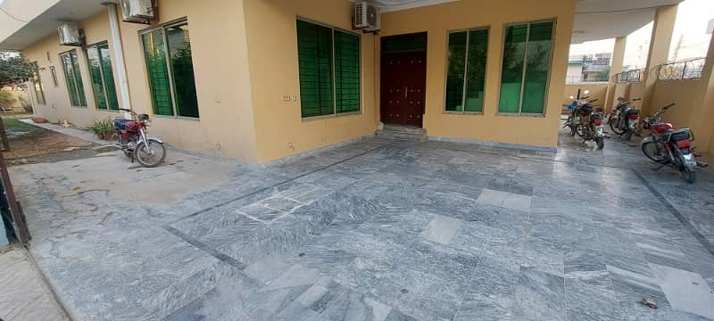 HOUSE AVAILABLE FOR RENT IN BANIGALA 15