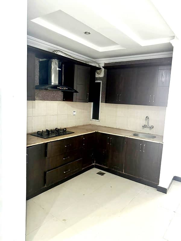 1 bedroom non furnished apartment available for rent in bahria town phase 4 civic center 3