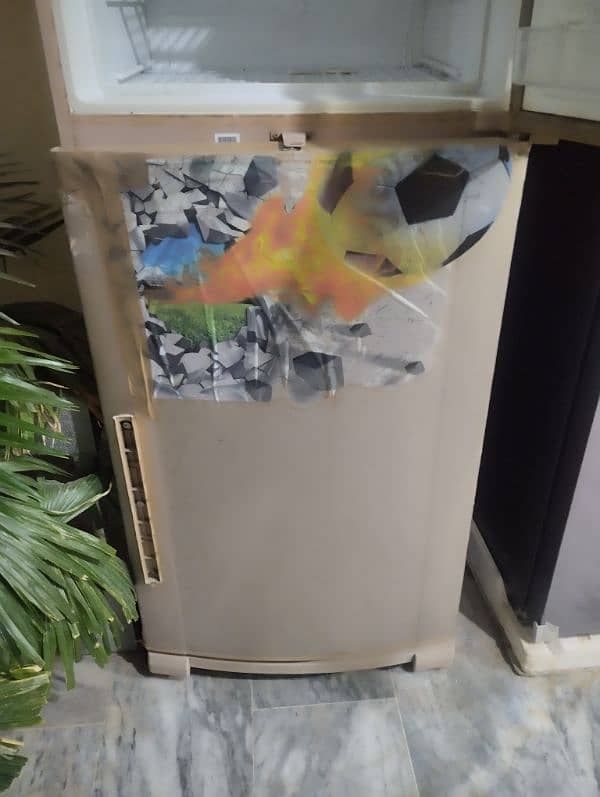 refrigerator 0