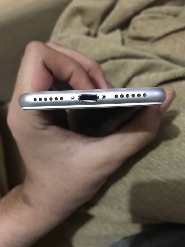 iPhone 8 (non pta) 2