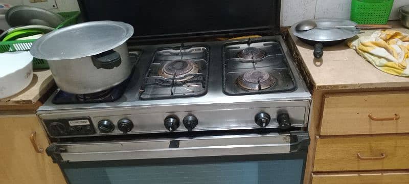 cooking range with 5 burners 1