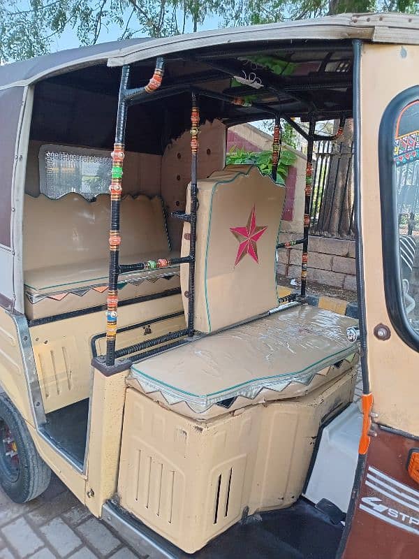 Complete Geniun Condition Sazgar Rickshaw 2016 8