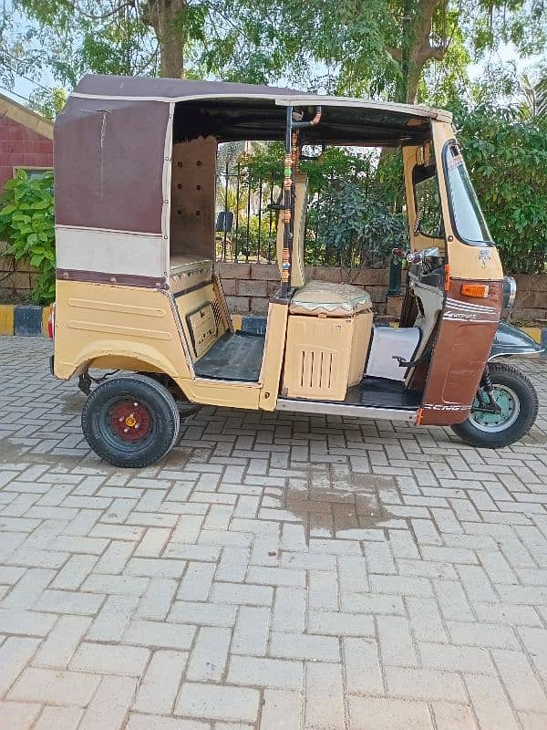 Complete Geniun Condition Sazgar Rickshaw 2016 15