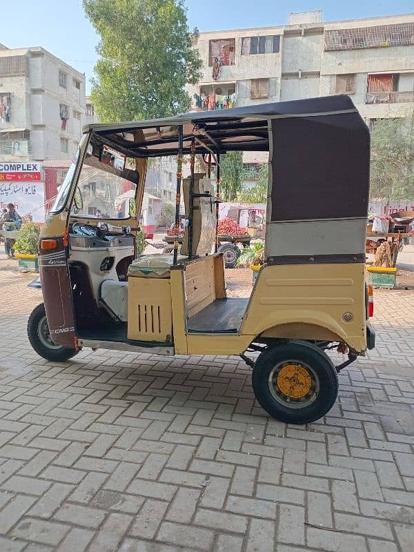 Complete Geniun Condition Sazgar Rickshaw 2016 16