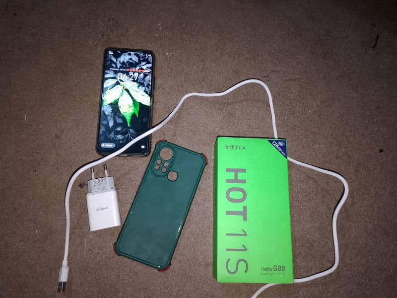 infinix hot 11s 10 by 10 condition 1