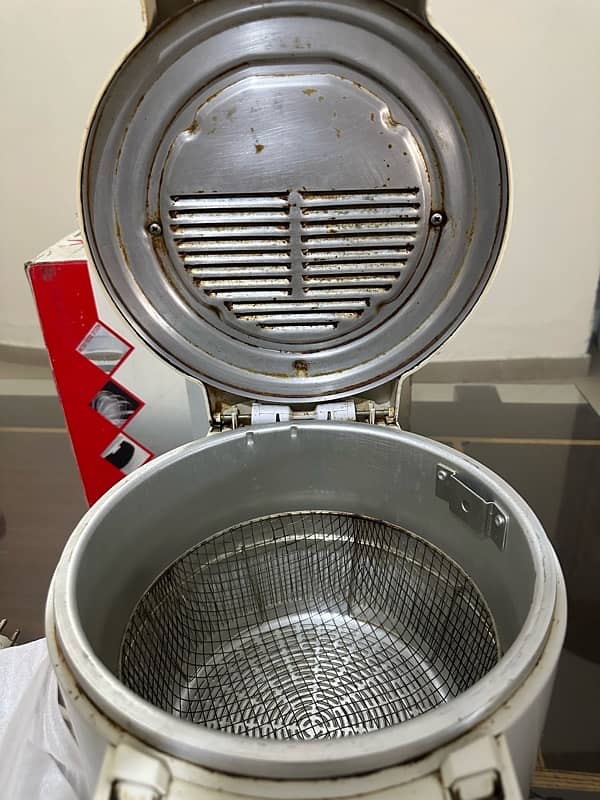 Moulinex fryer for sale in lahore 4