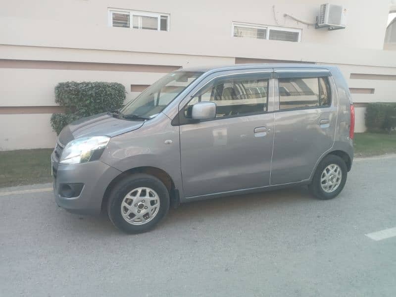 Suzuki Wagon R 2017 1