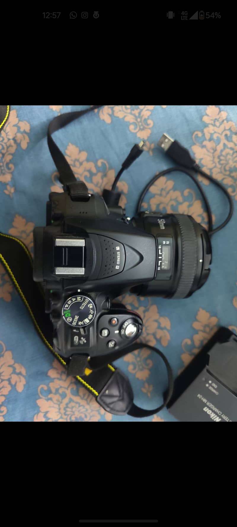 NIKON D5300 WITH BOX 2