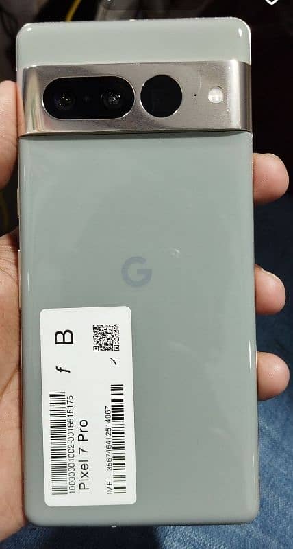 pixel 7 pro water pack all good 12 / 128 doul SIM 4 days backup 2