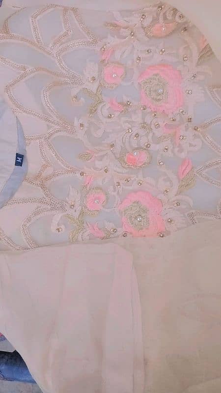 skin color embroidered suit 1