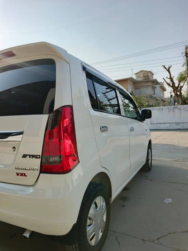 Suzuki Wagon R 2018 11