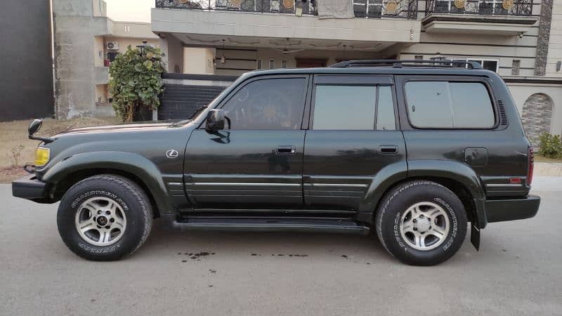 Lexus LX Series 1997 1