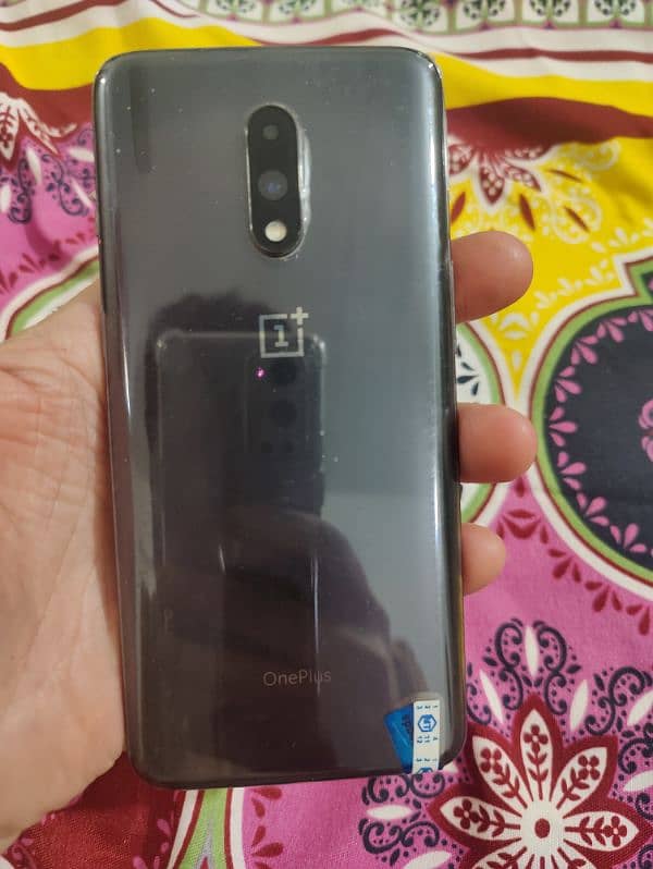 Oneplus 7        8+5gb ram 256gb rom 6