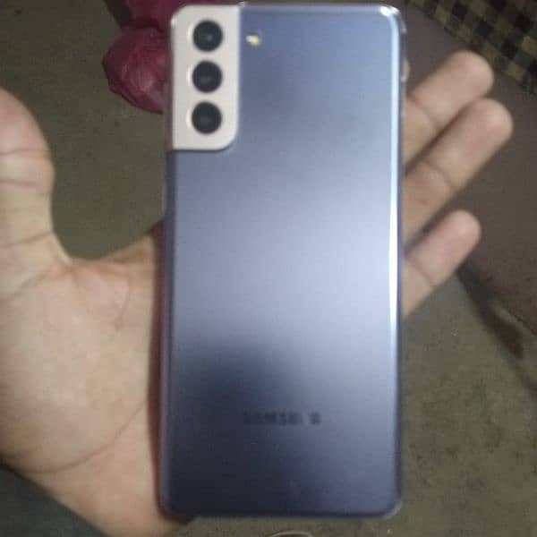 Samsung glaxy S21 plus 5G 1