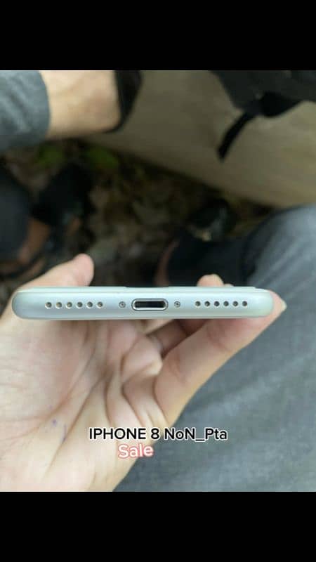 iphone 8 256gb 10/10 condition bettry health 82 5