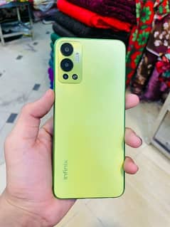 Infinix hot 12