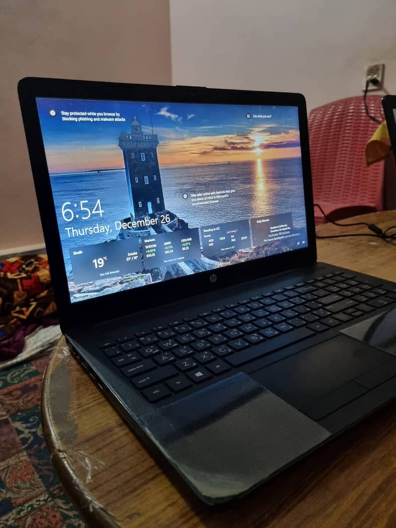 HP 15 DA0XXX Laptop for Sale – i3 7100U, 8GB RAM, 256GB SSD, 15.6" HD 0