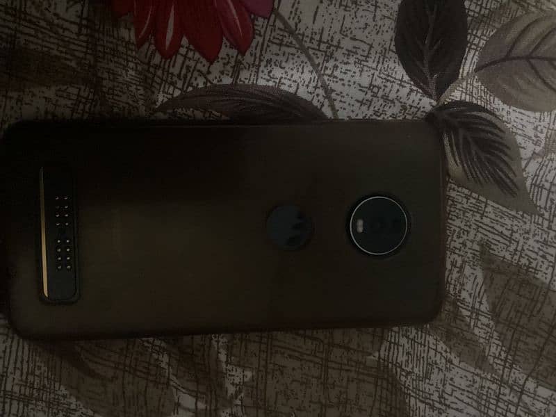 moto z4 1