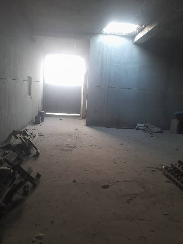 2 kahal 5 marla commercial building for rent or sale ka lia majood 10