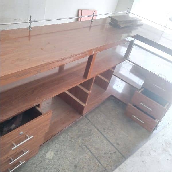 Display counter / wooden counter 10