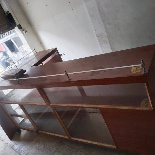 Display counter / wooden counter 11