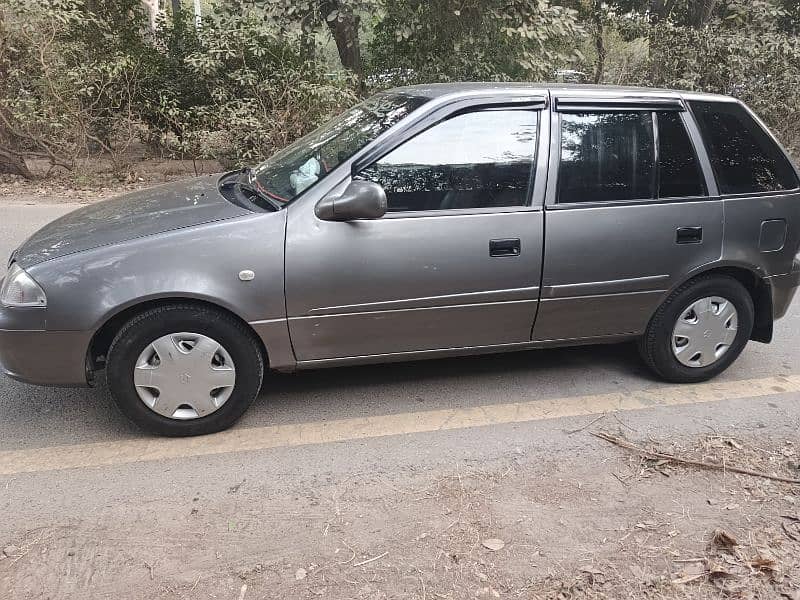 Suzuki Cultus 2013 1