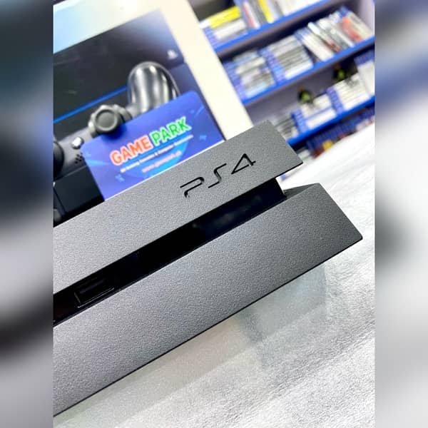 PlayStation 4 2 Tb 2