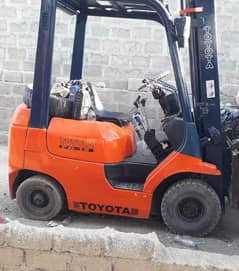 Forklift