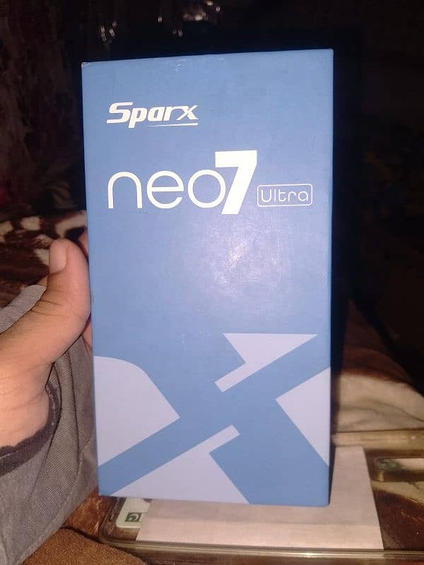 Sparx neo 7  6/128 used 10/9 condition 3 days gureenty 4