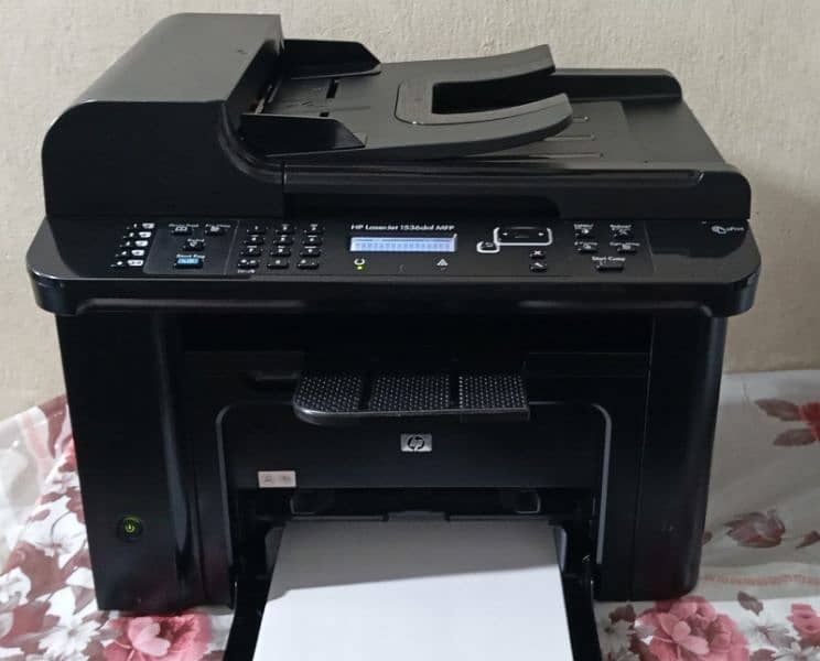 Hp laser jet mfp M1536dnf 0